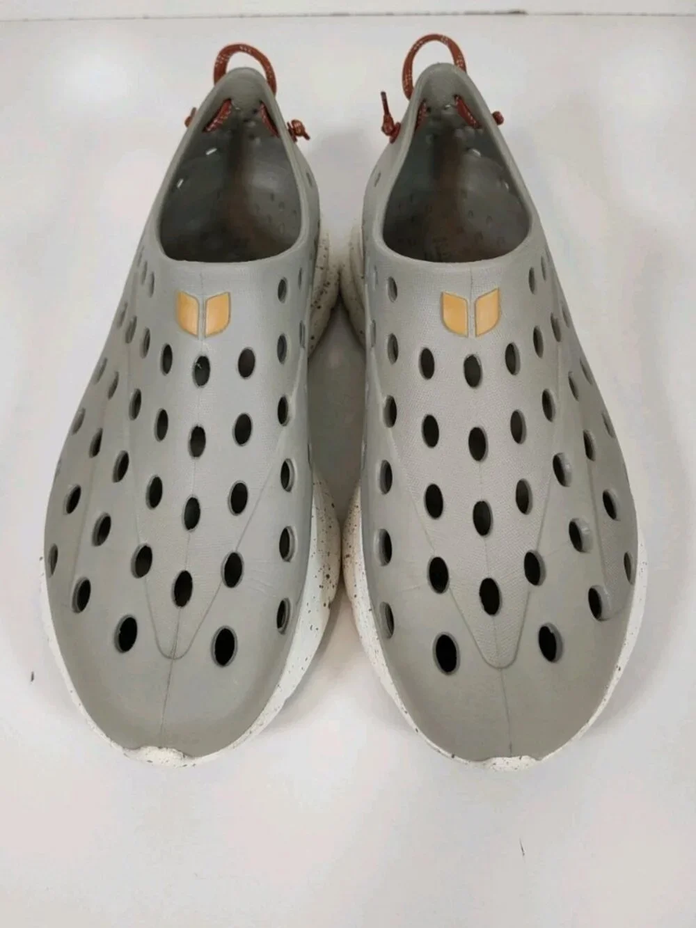 Kane Revive Active Recovery Shoes Men's 11 Gray Speckled Post Workout - Picture 2 of 9